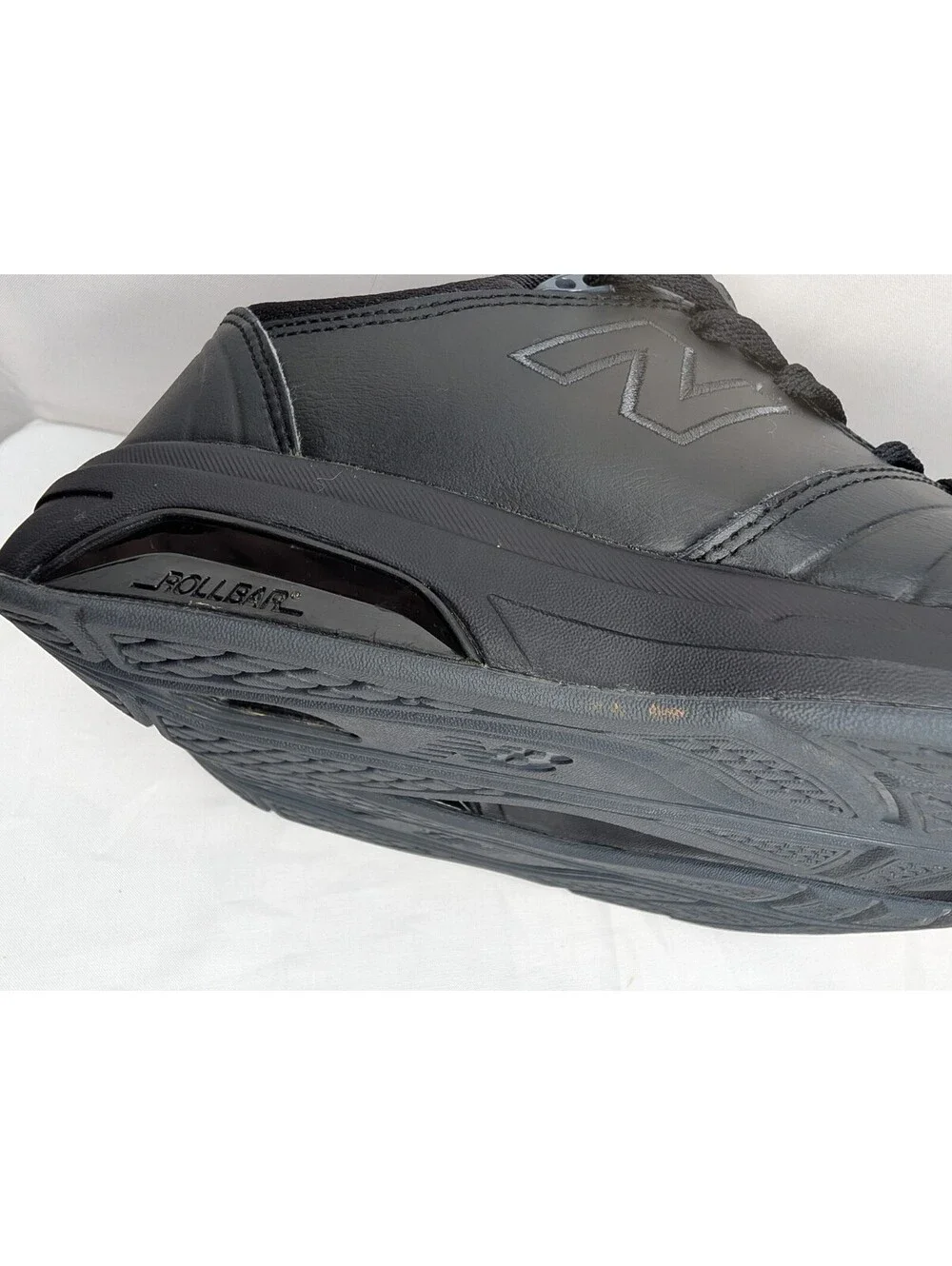 New Balance Women's 813V1 Size 8.5  Lace Up Walking Black Shoes